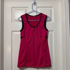 Lululemon persistence tank euc size 6